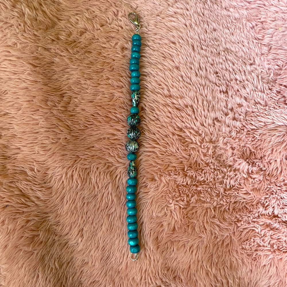 Blue vintage look beaded bracelet hand made